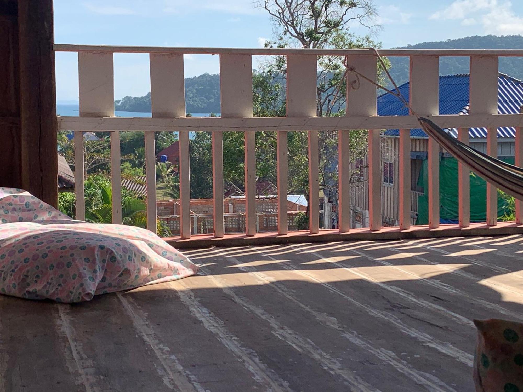 Dahlia Guesthouse Koh Rong Sanloem Bagian luar foto